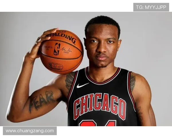 阿利松33岁赛季表现稳健，竞技状态与职业前景持续受关注