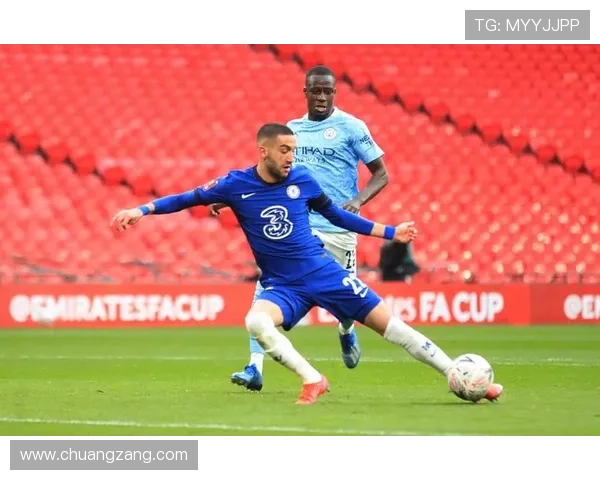 切尔西阵容配置看似豪华，比赛整体性却陷入不足，战术协同难题已在联赛走势中体现