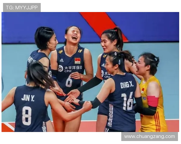 丁霞家的冰箱里塞满了蛋白粉，连饮料都按克称着喝