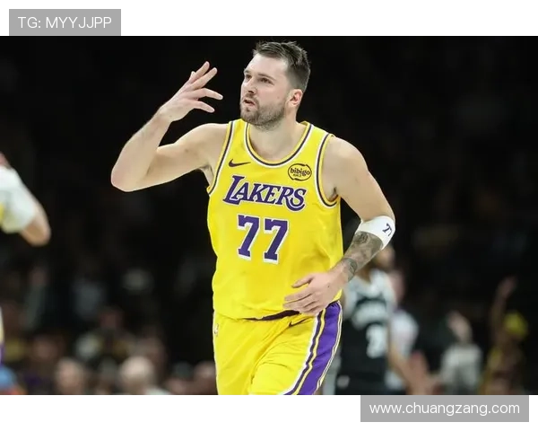 威廉姆斯挡拆助东契奇拉开空位提效胜于绿军时期